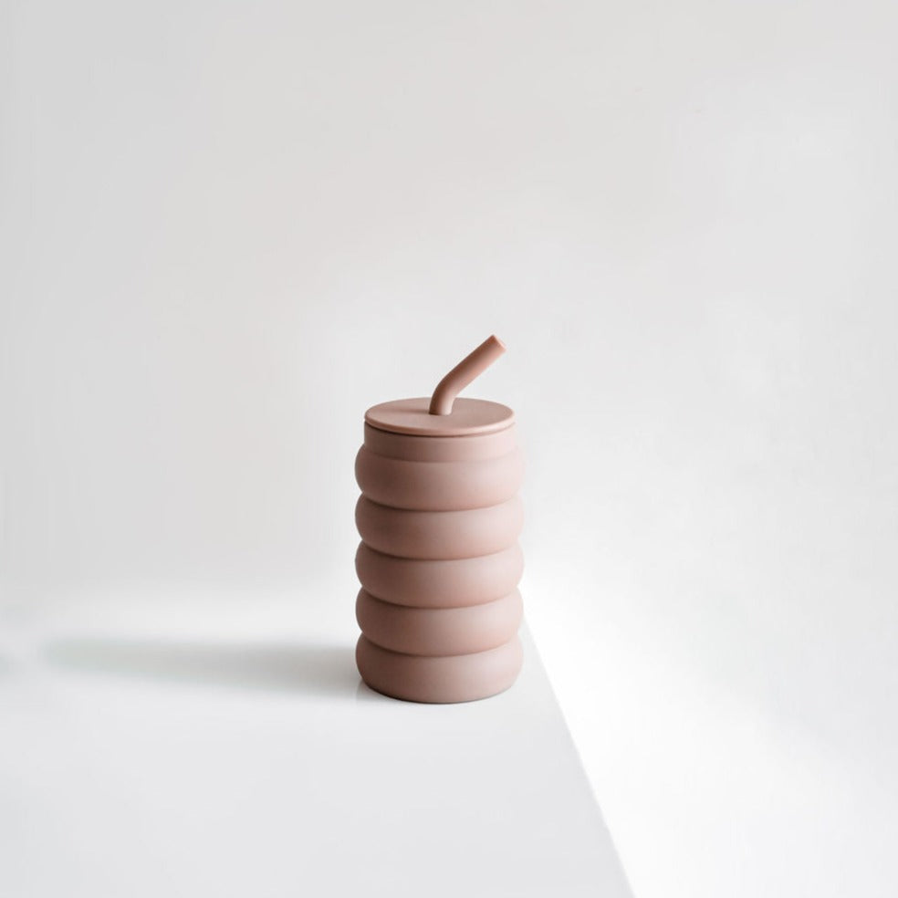 The Tall Bubble Silicone Cup with Straw and Lid (Nutmeg)